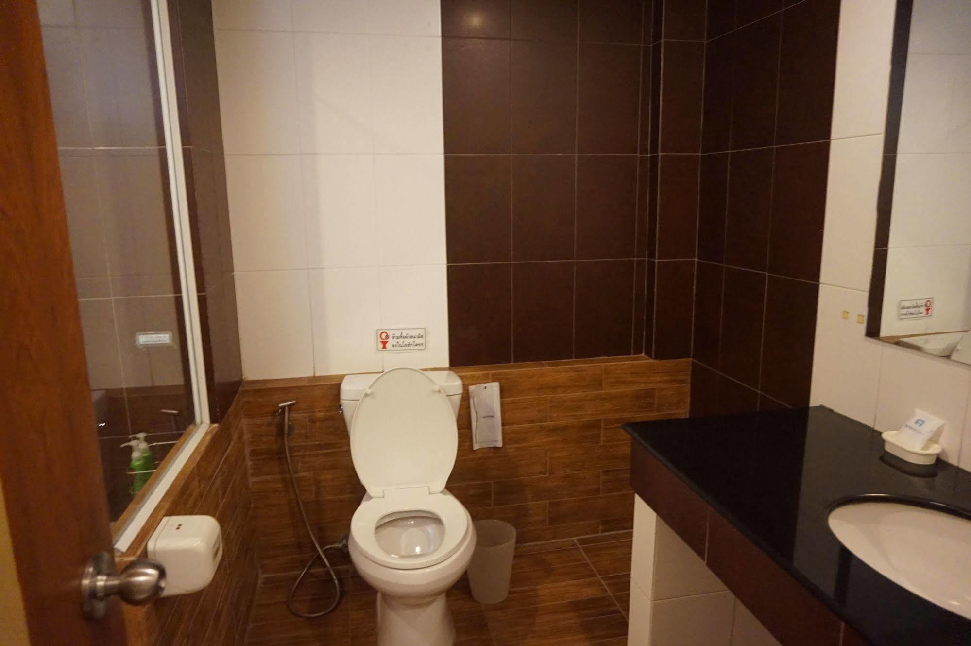 Tonwa Resort Hotel Khon Kaen Zewnętrze zdjęcie